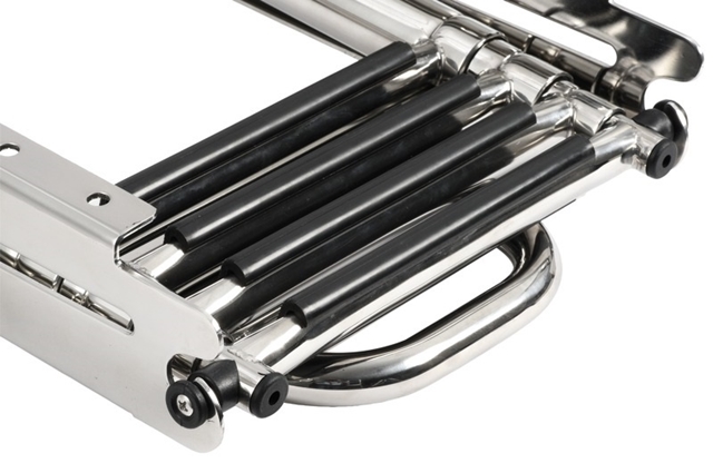 Escalera BP YOUNG MARINE Lock 4P