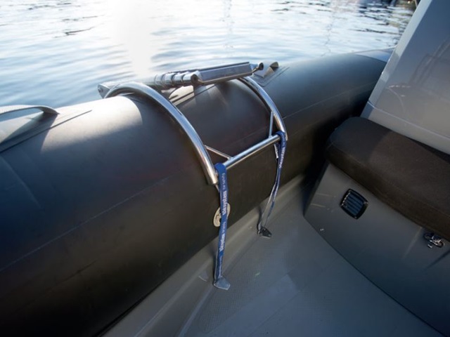 Escalera Neumaticas YOUNGMARINE