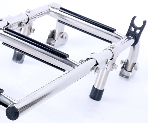Escalera Inox 90º