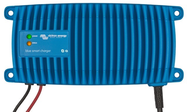 VICTRON Blue Smart IP67 12/7-1