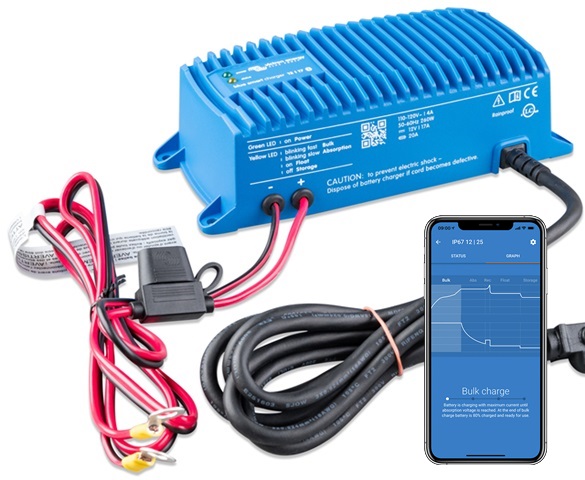 VICTRON Blue Smart IP67 12/17-1