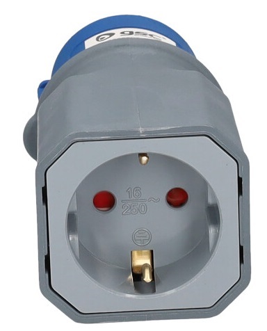 Adaptador CEE17 a Schucko
